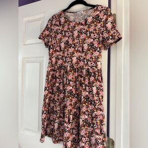 Women’s casual dress